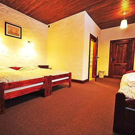 Sleeps 13 Pool Wifi *